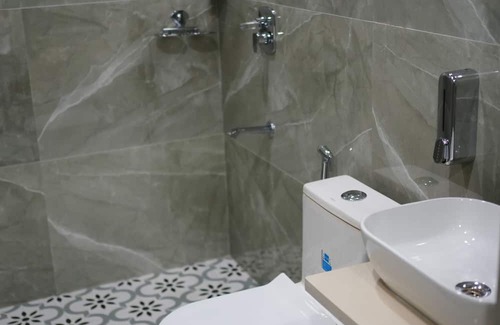 C-Scheme Apartment | bumble bee Jaipur homestays central located in C-Scheme