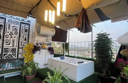Pune Apartment | 3Bhk Jacuzzi nest with Reverside