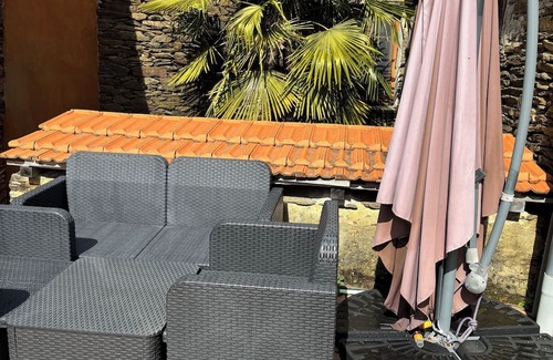 Beaumont House | Charming stone house with breathtaking views of the Ardèche countryside.