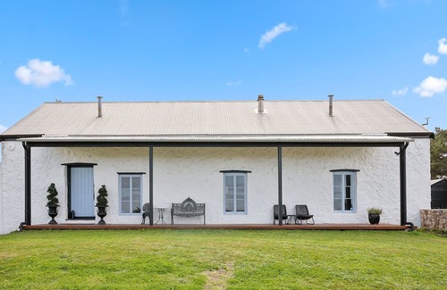 Nangkita House | Historical Cheese Factory Retreat - 727 Randell RD