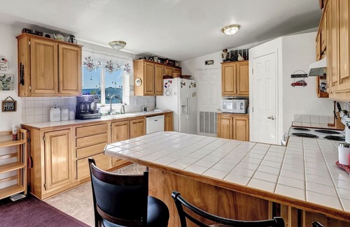 Prosser House | 3BR Retreat in Prosser | Perfect for Wine Lovers