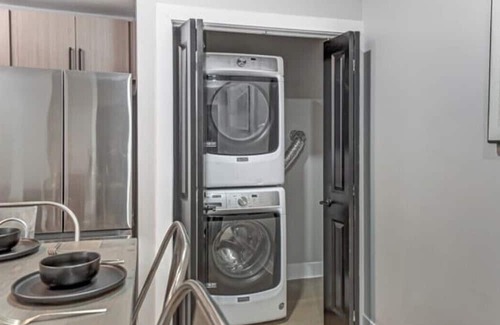 CUF Apartment | Little Mac- Brand New Modern Stay