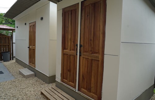 Tolu House | Lujo Tiny House con agua caliente, Lavadora/Secadora, Wifi y Cama Queen.