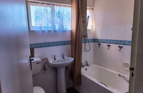 Hibberdene Apartment | Amazing 2-bedroom apartment in Hibberdene