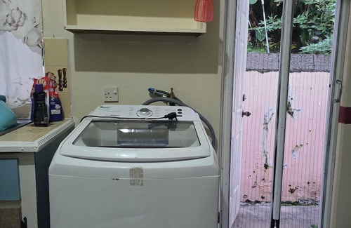 Ciceron House | Charming and spacious 2-bedroom 1 bath house in lovely Castries with WiFi, AC,