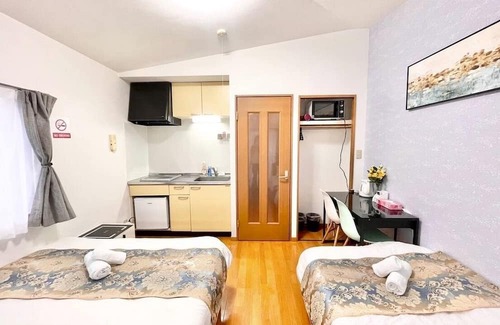 Hyakunincho Apartment | Takadanobaba 301, centrally located in Shinjuku-ku.