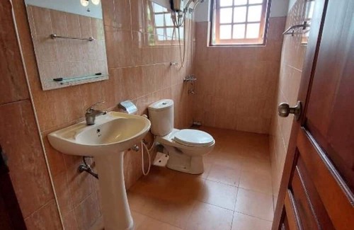 Kandy Bed & Breakfast | Mystique Hideout : Double Room with Balcony
