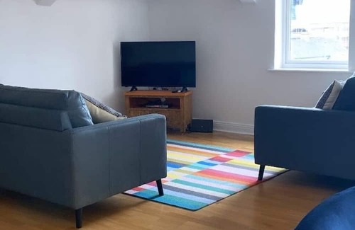 Athy Apartment | 3-bedroom apartment in wonderful Athy with WiFi