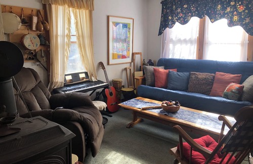 Brooksville Other | Peaceful 2-bedroom farmhouse in charming Brooksville, Maine with Wifi and AC