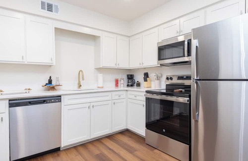 Oxford Condo | Newly renovated 2 bedroom Condo in Oxford near the Square and Ole Miss campus