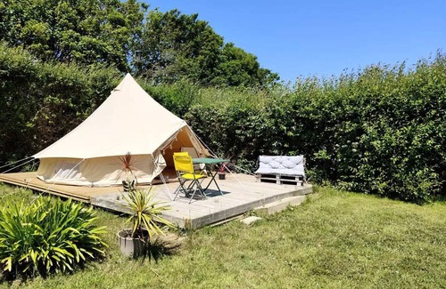 Ploeven Cabin | Tent Tipi Camaret 2 persons