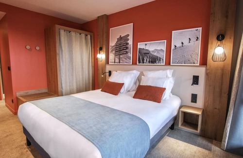 Flaine Hotel | Wifi, 10m from ski slopes, view mountain, swimming pool, sauna, hammam, tv, ski locker, 29-39m²