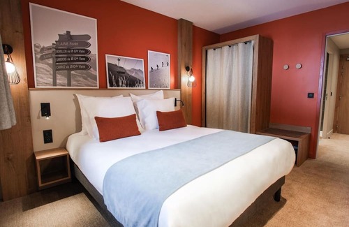 Flaine Hotel | Wifi, 10m from ski slopes, swimming pool, sauna, hammam, balcony, tv, ski locker, 29-39m², Flaine