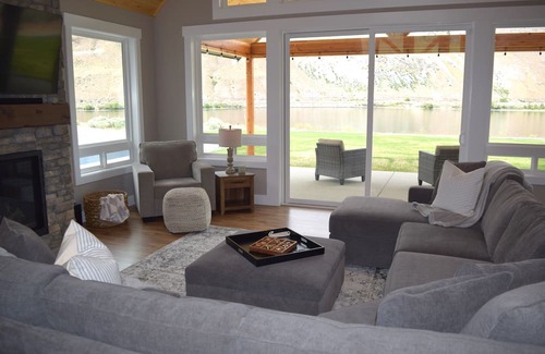 Lake Stevens House | 3-bedroom house with AC in Lake Stevens