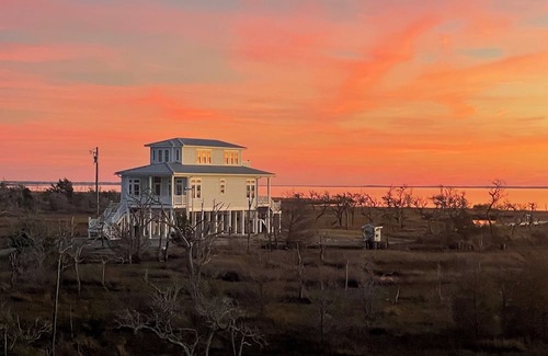 Beaufort House | Private 8 acre waterfront property. New Construction 10 mins to Beaufort!
