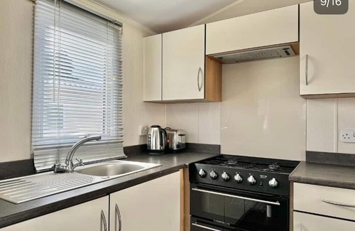Great Yarmouth House | Stunning Holiday Caravan in Great Yarmouth – Just Steps from the Beach!