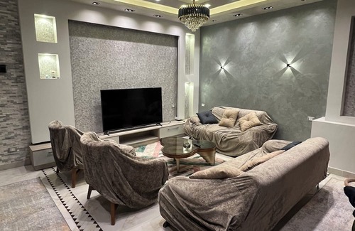 Faisal House | Charming 2-bedroom building in Suez Governorate with AC