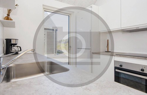 Bønnerup Strand House | Awesome home in Glesborg with jacuzzi