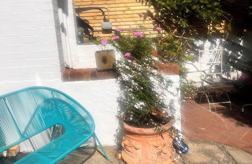 Redcliffe Cottage | Perfect little house in Chelsea