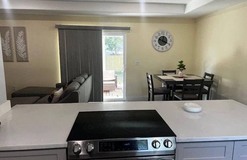 Silver Springs Shores House | Charming 3-bedroom house with AC, WiFi in fantastic Ocala