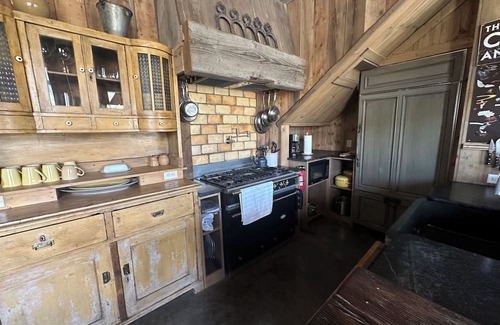 Gardiner House | Gallery Guest House