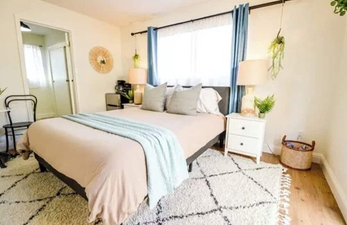 Westside Santa Cruz House | Couples Beach Studio