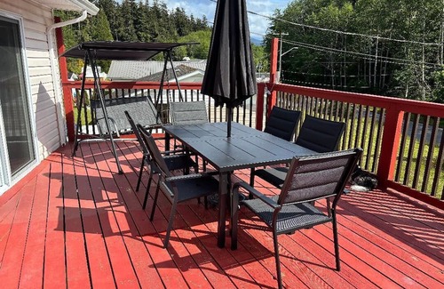 Cormorant Island House | A New Pet Friendly Getaway in Alert Bay