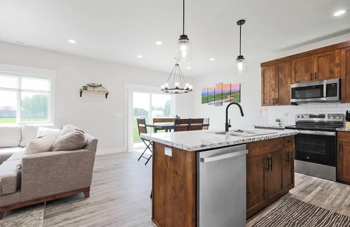Ashton House | Yellowstone Gateway Retreat