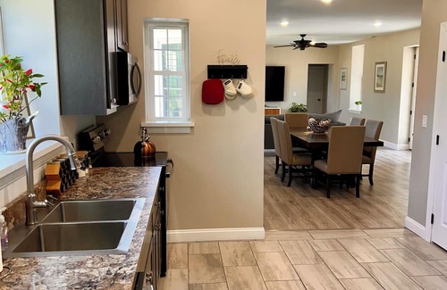 Goldman House | The Zion House - Charming Historic Home Perfect for Family Vacations and Events