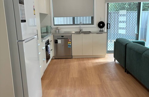 Wagga Wagga Apartment | Welcome to your perfect holiday retreat in the heart of Wagga Wagga!