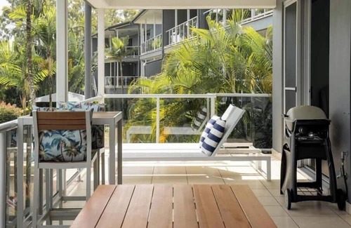 Hamilton Island Apartment | Blue Water Views 3