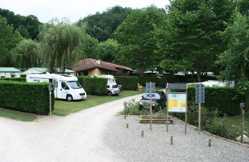 Oust House | MOBIL-HOME ERCE with covered terrace 2 shower rooms 4 persons