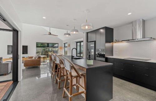 Tutukaka House | Georgie's Toots House