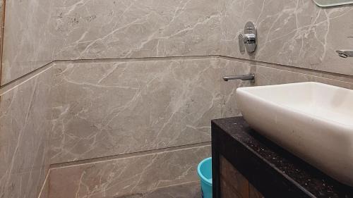 Rakabganj Hotel | Hotel Np Palace