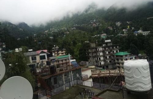 Dharamshala Hotel | Moon Peak Cottage Dharamshala