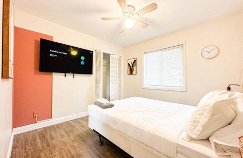Universal City House | Modern 4BR Home Close to Dodger Stadium-ROGUC