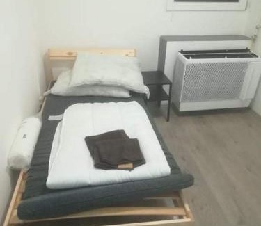 Koszeg Apartment | Koszegi Kis-Kakas - 2 haloszoba+nappalis - sorhaz !