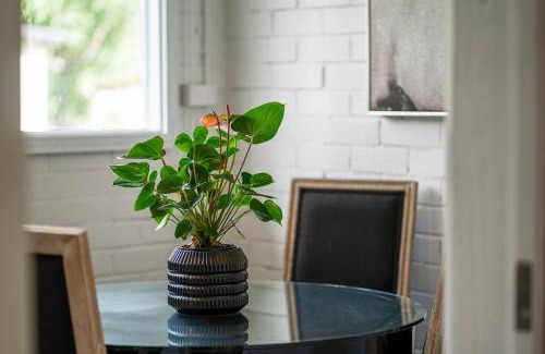 Exeter House | Silverhill Cottage