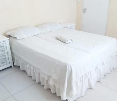 Otjozondjupa Region Hotel | Selma Shikongo Guesthouse