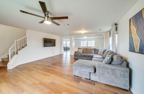 West San Antonio House | Spacious San Antonio Home about 17 Mi to Downtown!