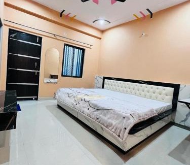 Faizabad Hotel | NEW RAGHUKUL LODGE
