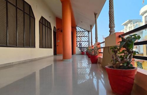Faizabad Apartment | Shantiniketan Comfortable Family Homestay