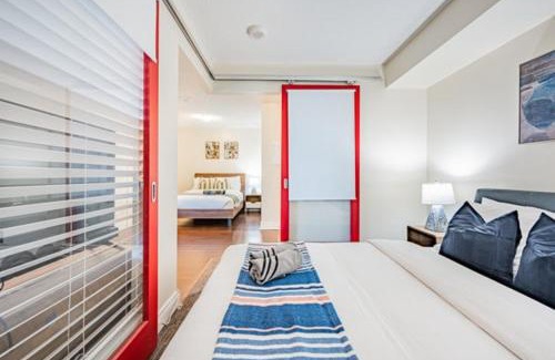 Fort York Hotel | Fort York Apartments
