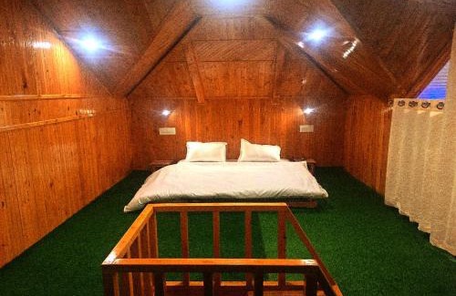 Banjar Hotel | Northern Cedar Cabin
