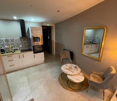 Crouy Apartment | La nuit de rêve Suite privative Jaccuzi Sauna Suite 2
