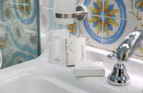 Naples Bed & Breakfast | REDDIMUS Guest House