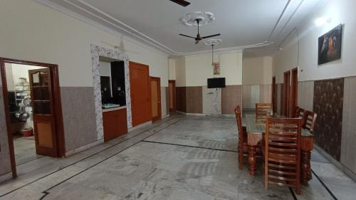 Amritsar House | Royal Oaks Guest House