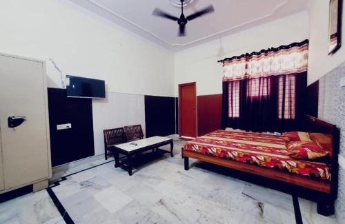 Amritsar House | Royal Oaks Guest House