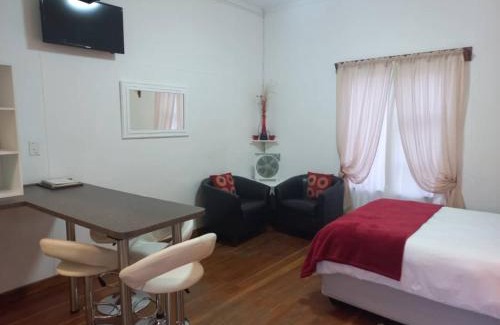 Luderitz House | Villelodge Accommodation