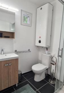 Talence Apartment | Studio meublé climatisé et connecté tout confort